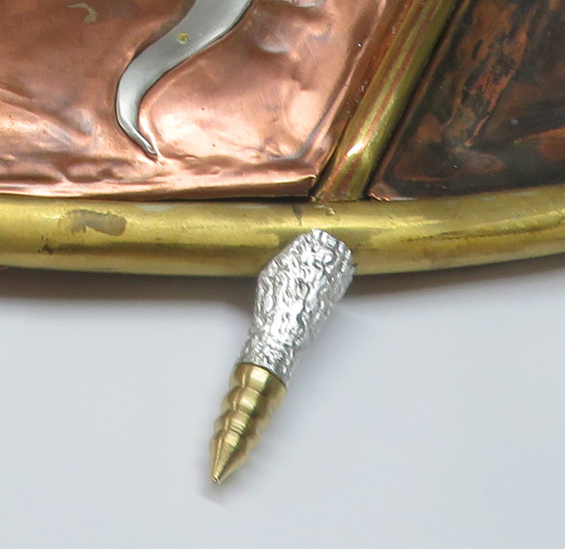 Alien Spacecraft Sculpture Making needle cannonsr paint eye