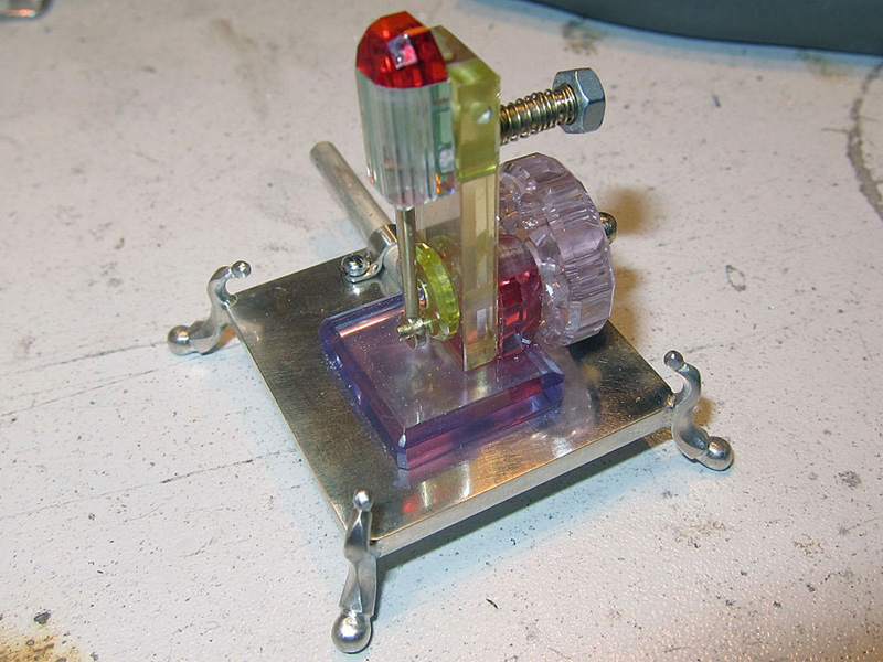 Cubic Zirconia Wobbler - Fitting motor on stand