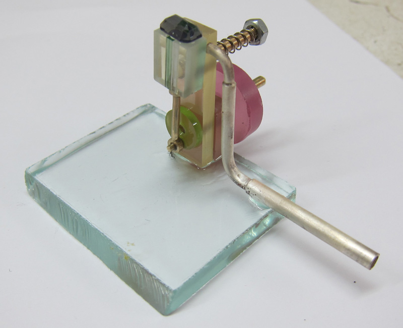 Cubic Zirconia Wobbler Testing Motor