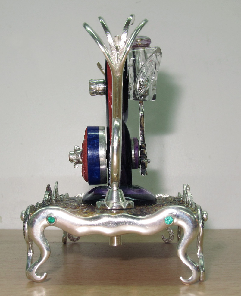 Dragon's Breath Sculpture Edge on view of crankshaft and flywheel