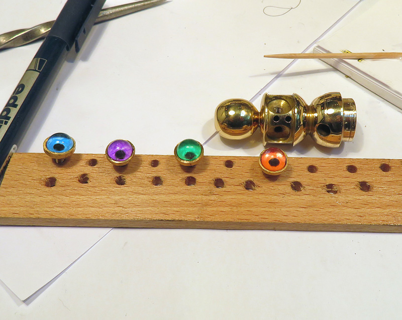 Ecuadorian Treehopper eys for the helicopter