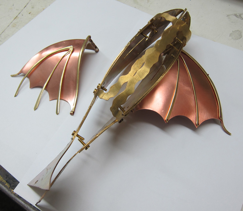 Fodiator Bow Sculpture Wing