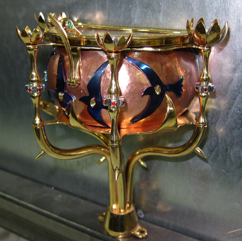 Nest Wall Sculpture gemstones and titanium birds decorate the nest cup