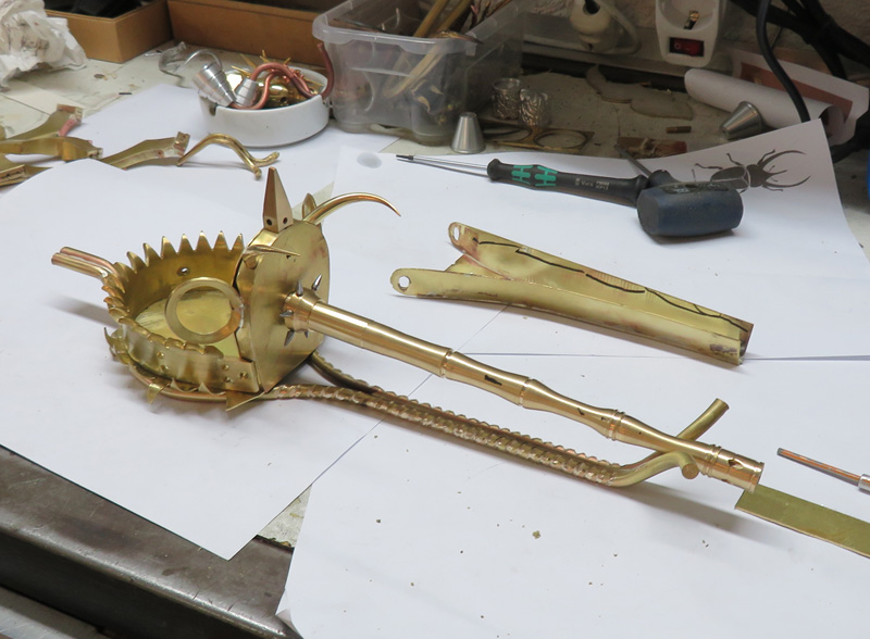 Rhino Swarm Fighting Machine barrel trough